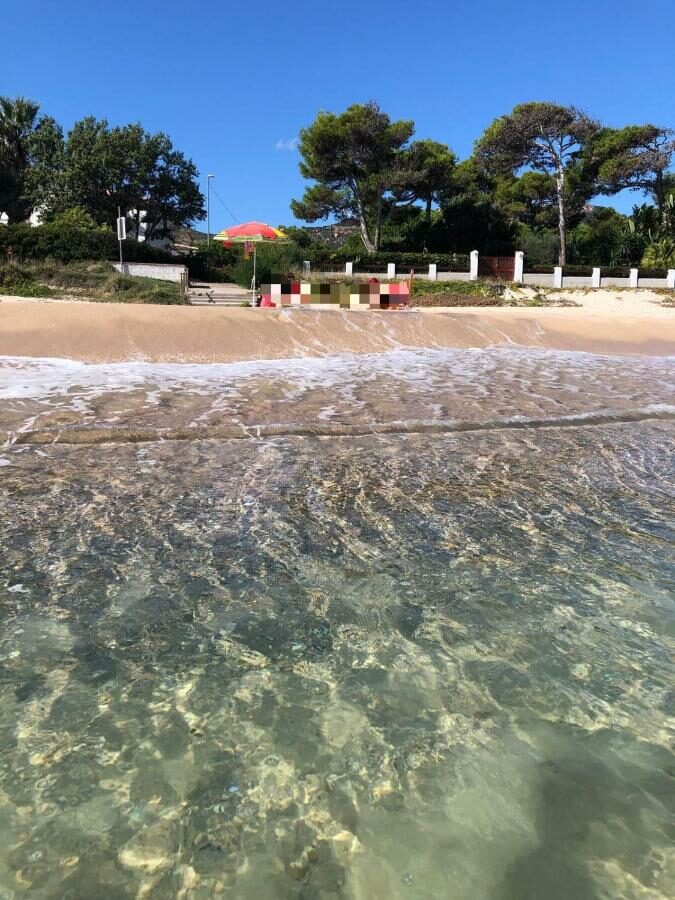 L'acqua cristallina della spiaggia di Calaverde